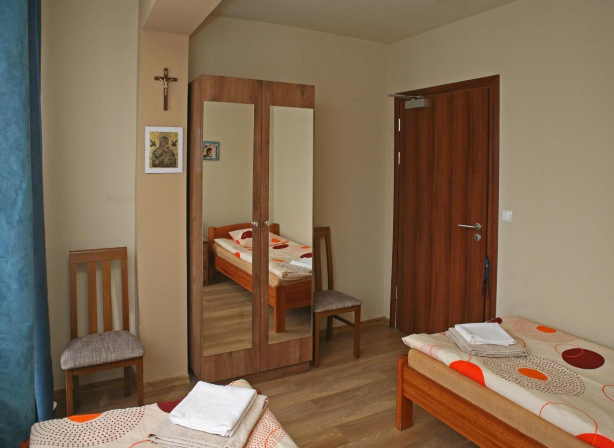 Dom Pielgrzyma Apartment Torun Exterior photo